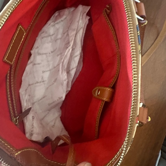 Dooney&Bourke Disney 2011 Cruiseline collectors satchel with strap NWT - Picture 5 of 11